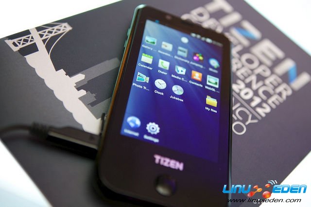 Purported Samsung-made Tizen reference hardware (TIZEN TALK)