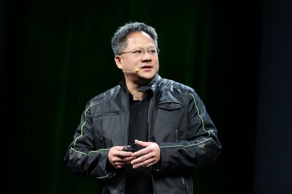 黄仁勋说摩尔定律已死 NVIDIA要用人工智能应对