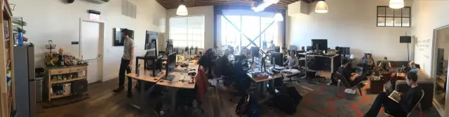 马斯克要用开源对抗巨头，现在却饱受质疑