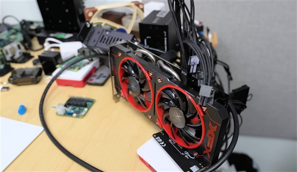 树莓派5第一次跑独立显卡！AMD RX 460能玩游戏