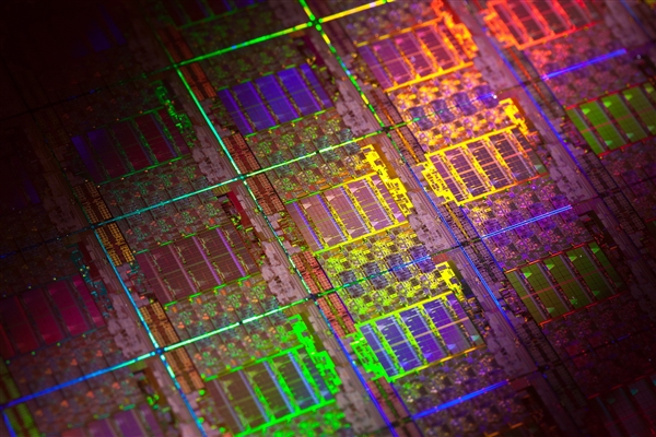 Intel 3工艺官方深入揭秘：号称性能飙升18％！